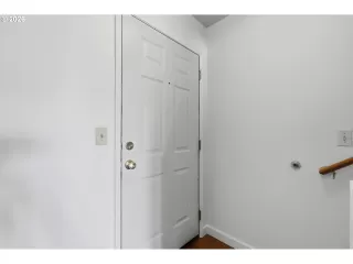 Photo #1: 568253930 Listing 