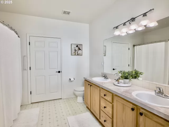 MLS: 568896433 Condo For Sale