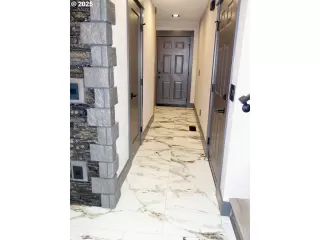 Photo #6: 569387795 Listing