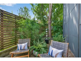 Photo #1: 569589778 Listing 