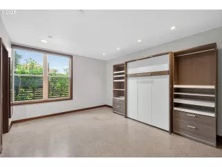 Photo #3: 569589778 Listing 