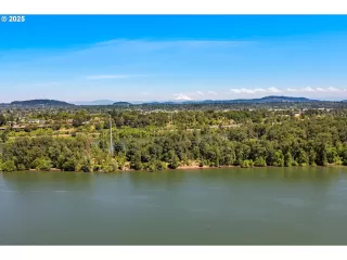 Photo #4: 569774733 Listing 