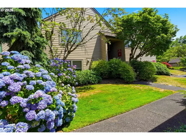 MLS: 570899776 Condo For Sale