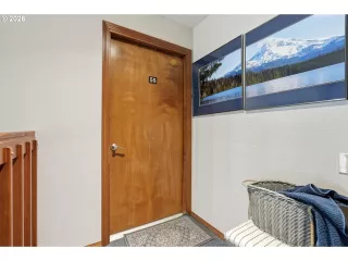 Photo #1: 570899776 Listing 