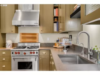 Photo #4: 571016023 Listing 