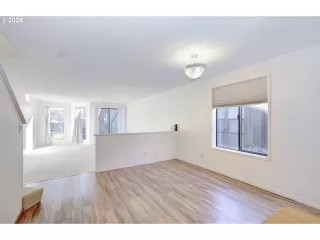 Photo #5: 571143310 Listing