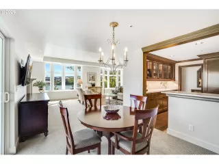 Photo #6: 571301922 Listing 