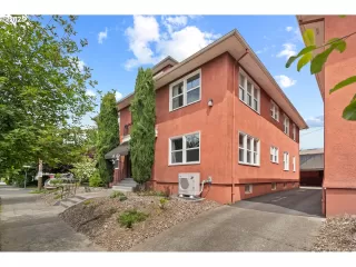 Photo #3: 571734668 Listing