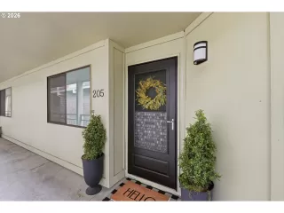 Photo #2: 572616272 Listing 