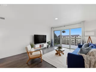 Photo #4: 572616272 Listing 