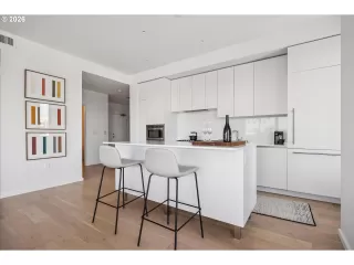 Photo #6: 572826013 Listing