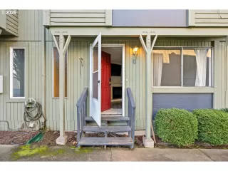 Photo #2: 572873580 Listing 