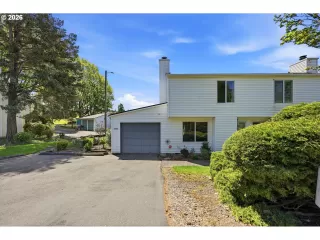 Browse active condo listings in EASTCLIFF