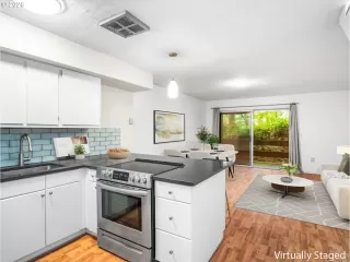 Photo #2: 574155116 Listing