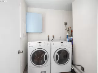 Photo #5: 574155116 Listing