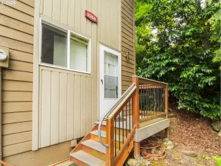 Photo #6: 574155116 Listing