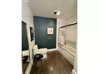 Photo #4: 574398940 Listing 