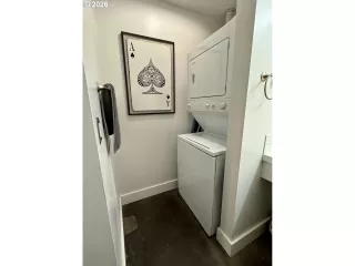 Photo #5: 574398940 Listing 