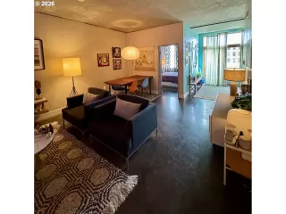 Photo #6: 574398940 Listing 