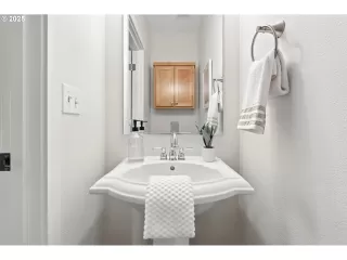 Photo #3: 574604447 Listing 