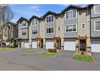 Photo #4: 574958090 Listing