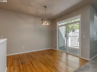 Photo #3: 575100996 Listing 