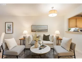 Photo #3: 575217834 Listing