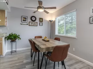 Photo #6: 575863445 Listing 