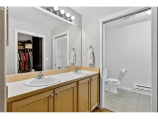 Photo #2: 575965627 Listing