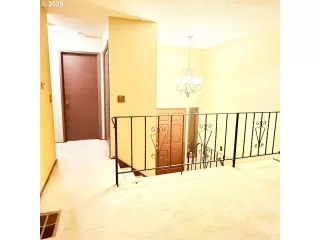 Photo #1: 576622080 Listing