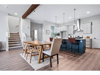 Photo #2: 576780123 Listing 