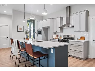 Photo #3: 576780123 Listing 