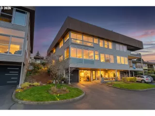 Photo #1: 576791859 Listing 