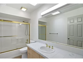 Photo #4: 576791859 Listing 