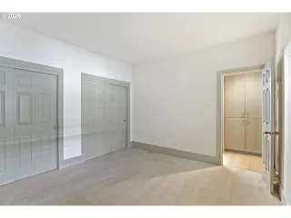 Photo #6: 576791859 Listing 