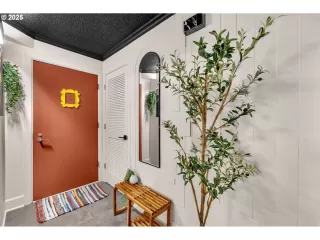 Photo #1: 576871957 Listing