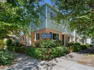 Photo #1: 577300145 Listing