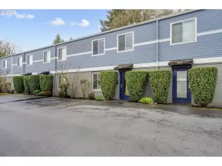 Photo #3: 577562370 Listing 