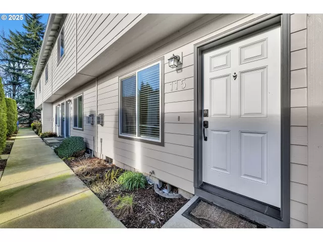 MLS: 577677512 Condo For Sale