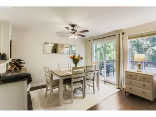 Photo #6: 577960553 Listing
