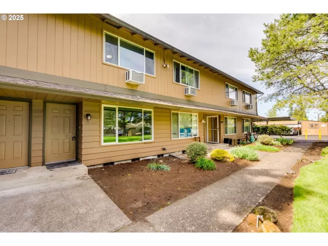 MLS: 577969953 Condo For Sale