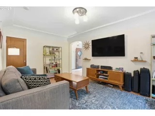 Photo #6: 577983214 Listing 