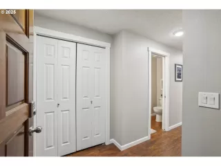 Photo #3: 578352094 Listing 