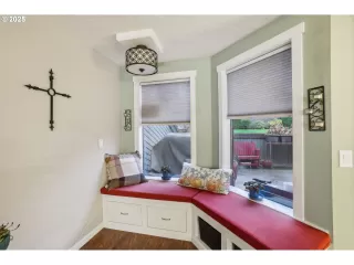 Photo #6: 578352094 Listing 