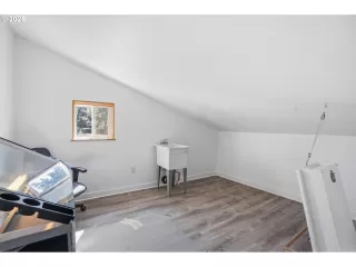 Photo #5: 578735876 Listing 