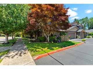 Photo #1: 579218186 Listing