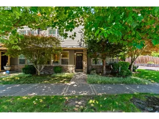 Photo #2: 579218186 Listing