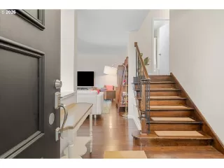 Photo #3: 579408459 Listing 