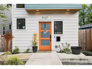 Photo #3: 579417453 Listing 