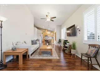 Photo #6: 580045591 Listing 